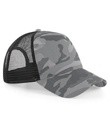 Camo snapback trucker